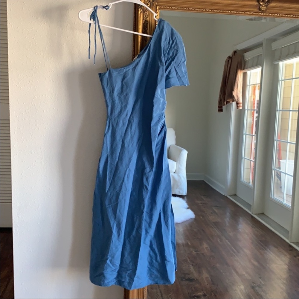 100% Linen one shoulder midi dress.